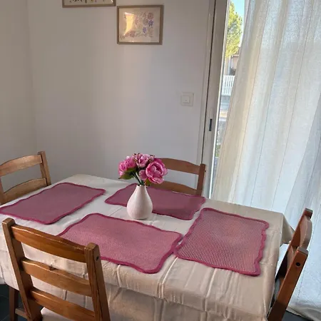 Maison Entiere Avec Jardin , Proche Bordeaux, Rocade Et Arkea Arena