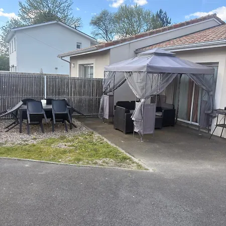 Maison Entiere Avec Jardin , Proche Bordeaux, Rocade Et Arkea Arena * Bouliac