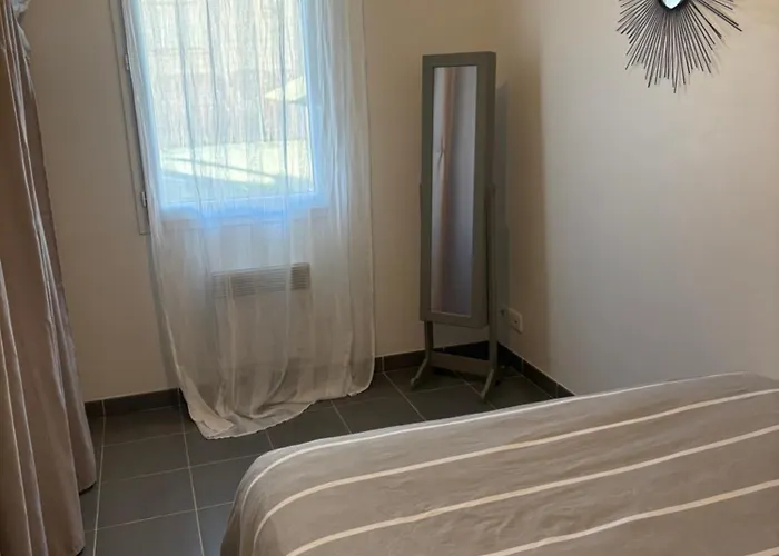 Maison Entiere Avec Jardin , Proche Bordeaux, Rocade Et Arkea Arena Дом отдыха Bouliac