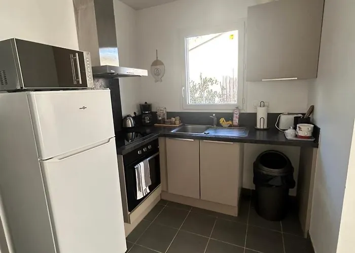 Дом отдыха Maison Entiere Avec Jardin , Proche Bordeaux, Rocade Et Arkea Arena Bouliac
