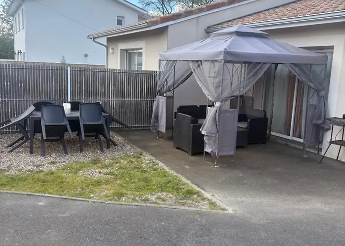 Maison Entiere Avec Jardin , Proche Bordeaux, Rocade Et Arkea Arena * Bouliac